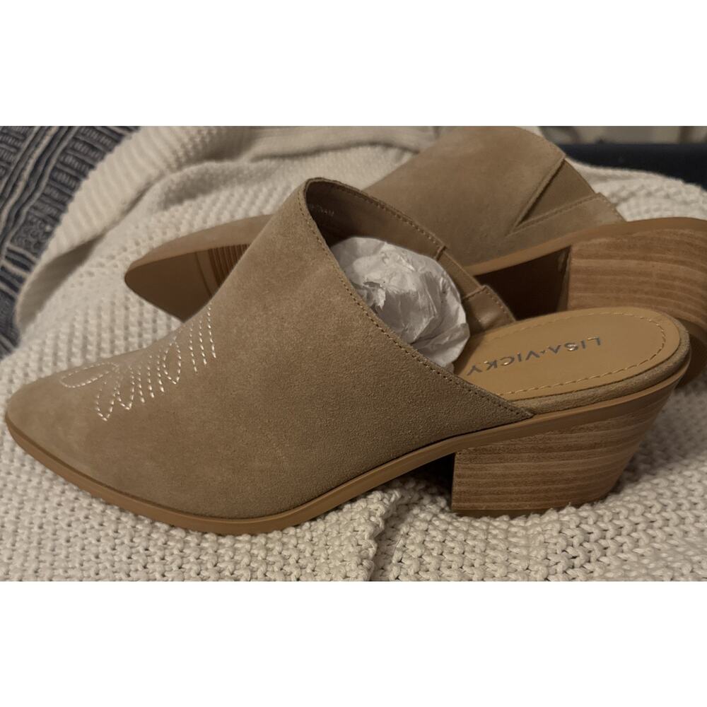 Lisa Vicky Skip V Mule Tan/Camel Suede Size 9 M Western Cowboy Boot Look NIB NEW - Picture 3 of 8